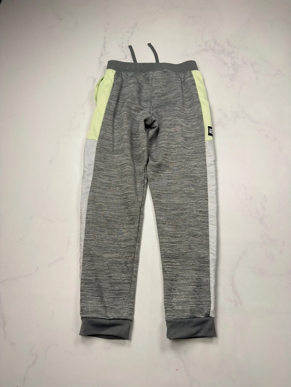 Nike Therma-Fit Gray Athletic Joggers - Boys XL